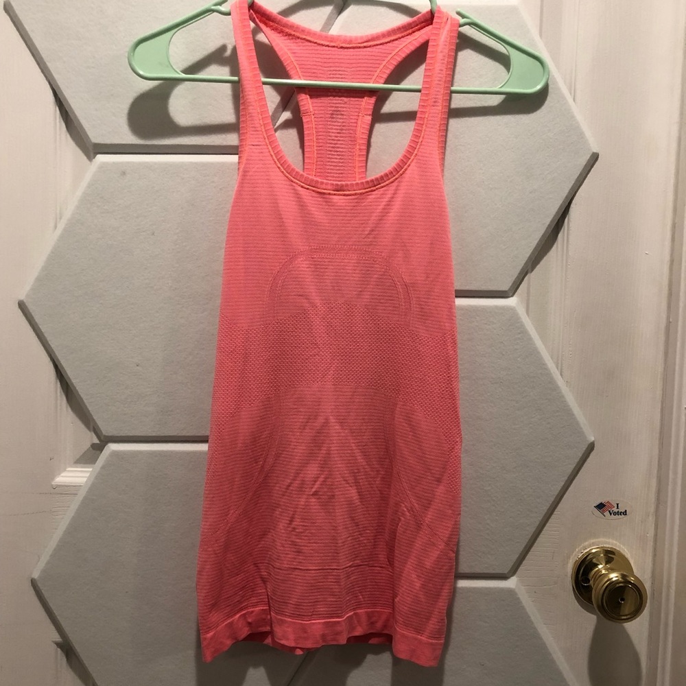LuLu lemon swirly racerback  bright pink tank top